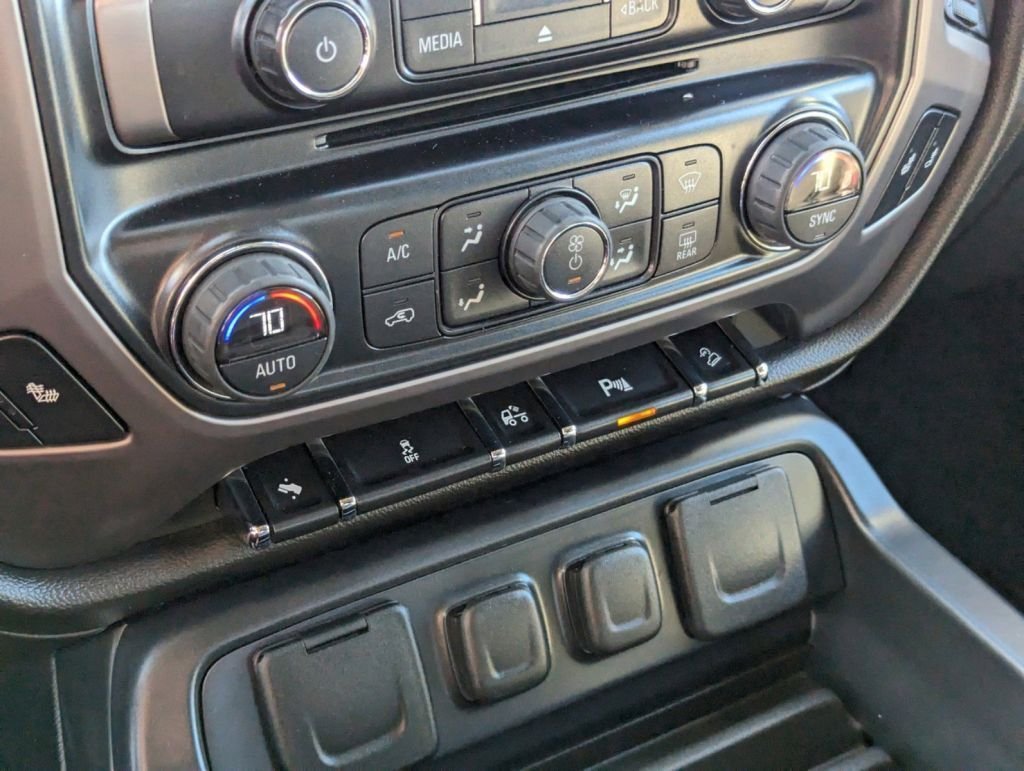 2014-Gmc-Sierra_1500_136816-21