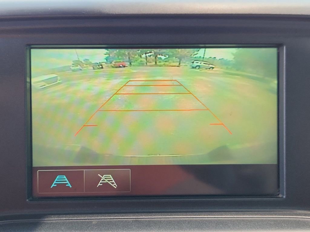 2018-Chevrolet-Silverado_1500_237179-22