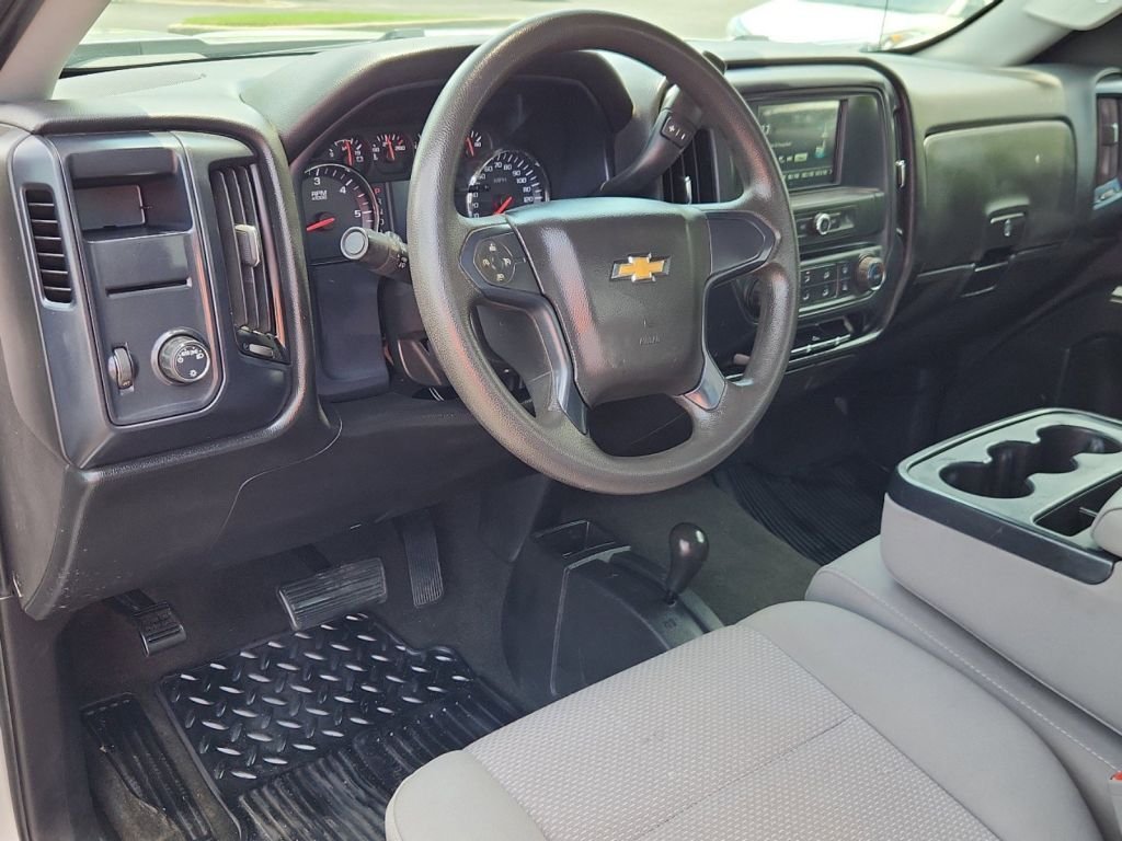 2018-Chevrolet-Silverado_1500_237179-23
