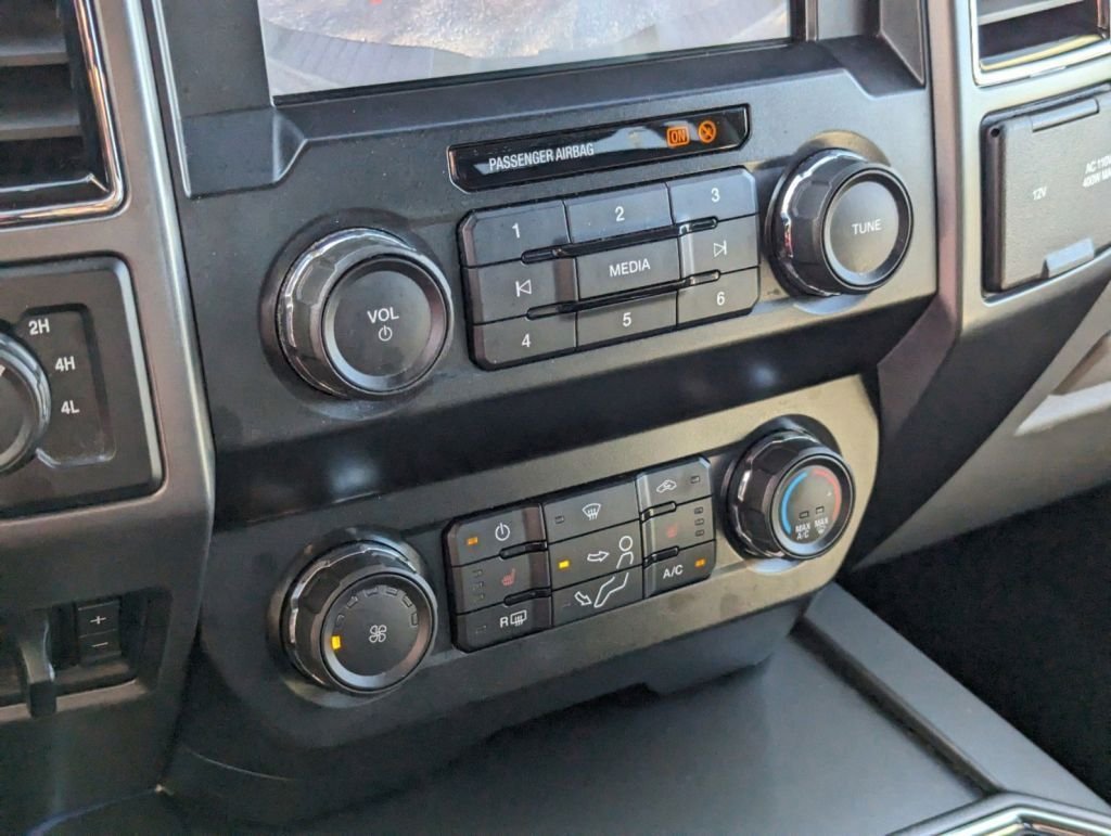 2019-Ford-F250sd_D49965-20