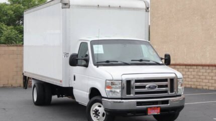 2016 Ford Econoline Commercial Cutaway E-450 176" DRW